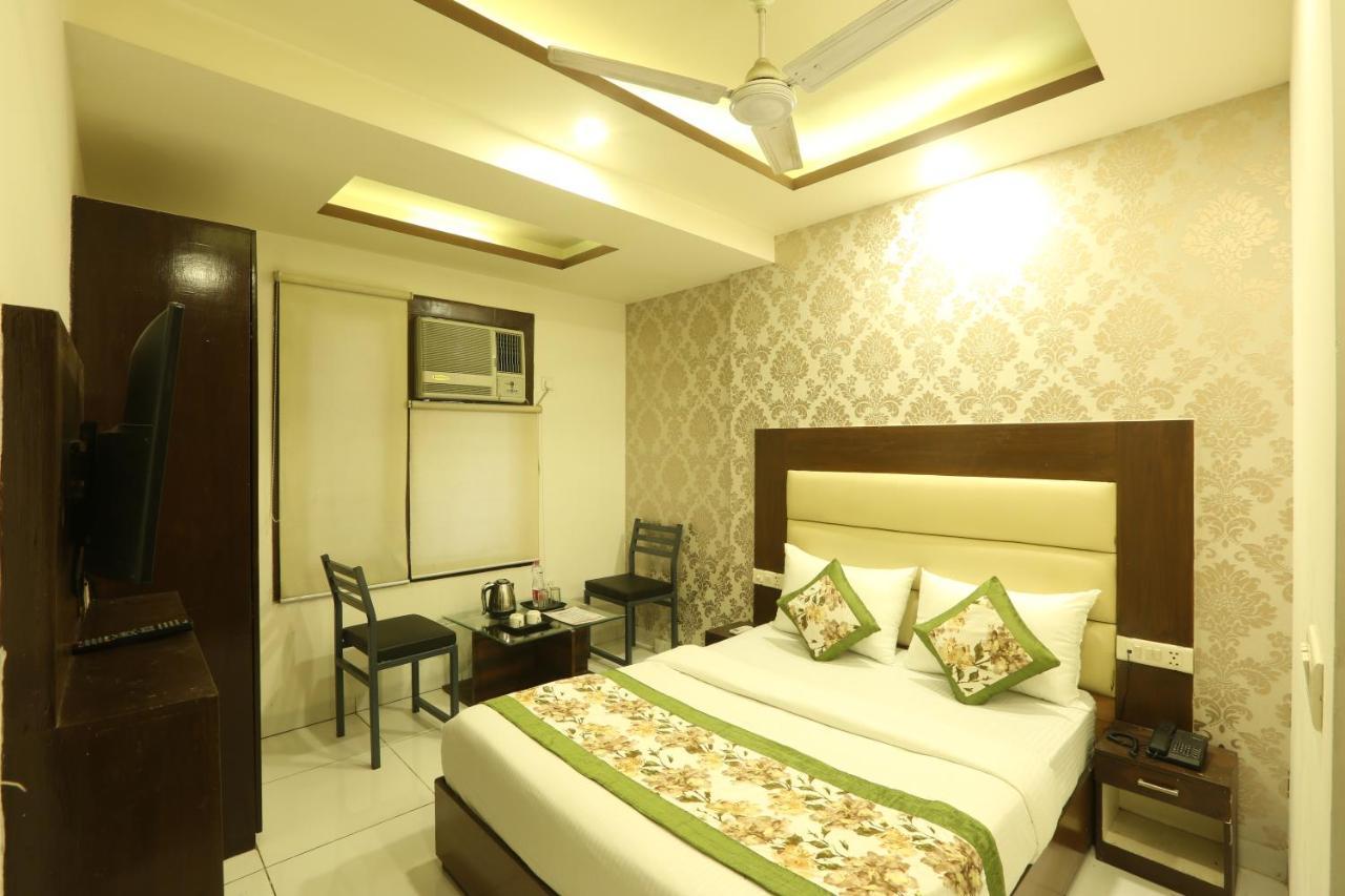 Melfort Bed & Breakfast Új-Delhi Kültér fotó